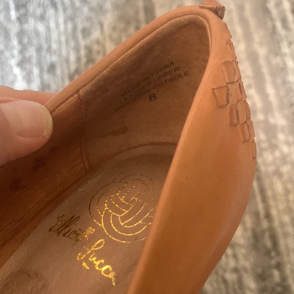 Elliot Lucca tan heels - Picture 5 of 7